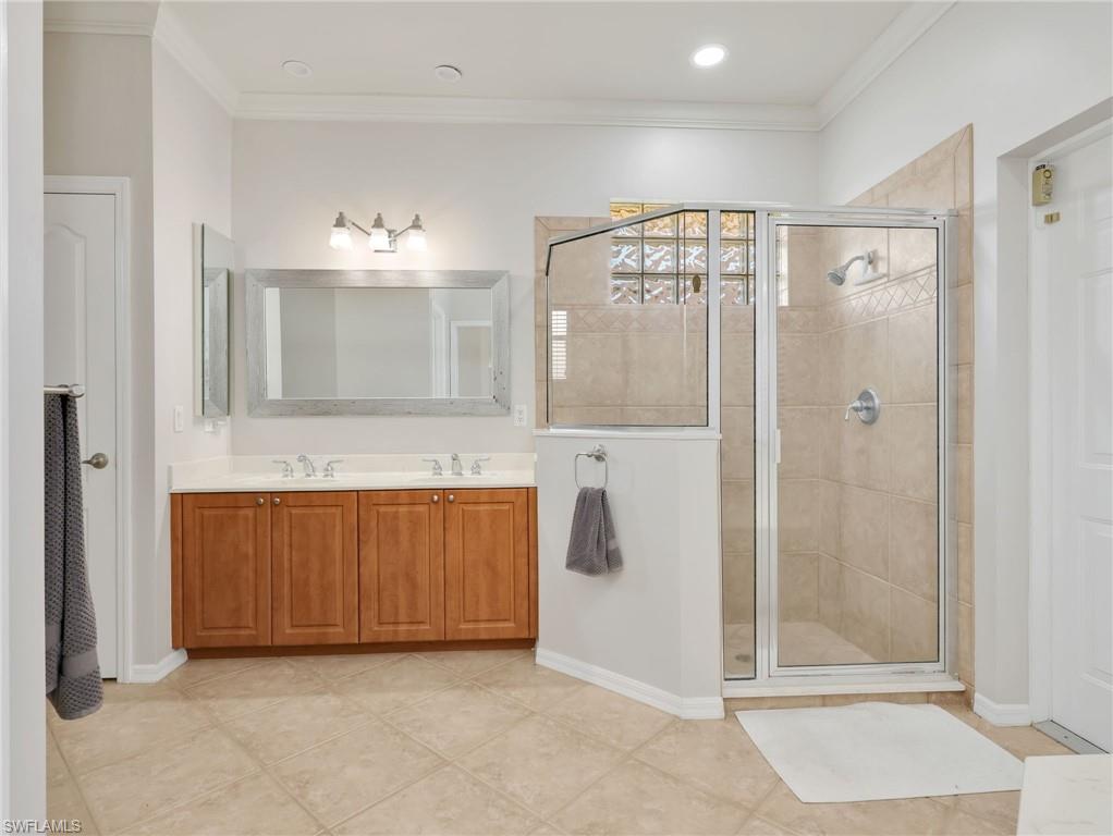 5877 Elizabeth Ann Way Property Photo 14