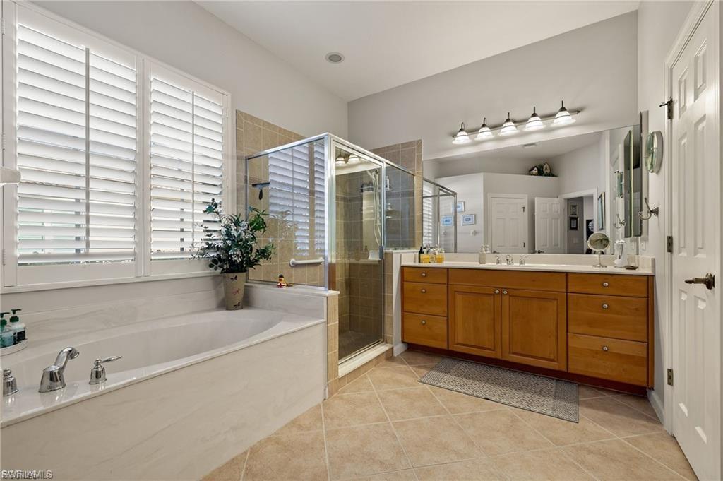 8872 King Henry Ct Property Photo 12