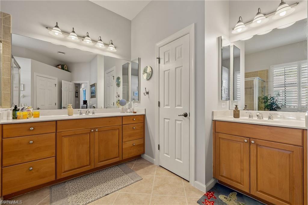 8872 King Henry Ct Property Photo 14