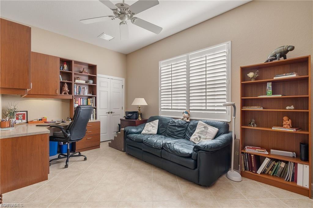 8872 King Henry Ct Property Photo 17