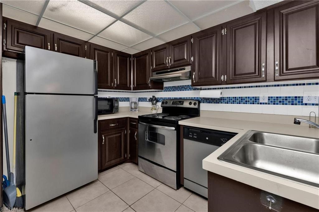 21405 Olean Blvd 528 Property Photo 10