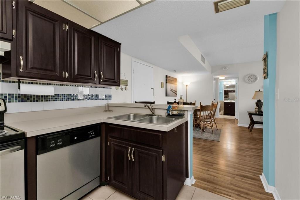 21405 Olean Blvd 528 Property Photo 12