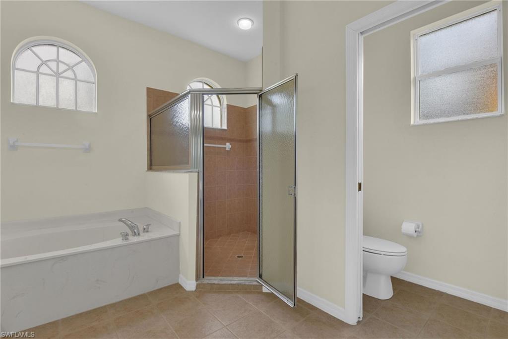 12464 Pebble Stone Ct Property Photo 24