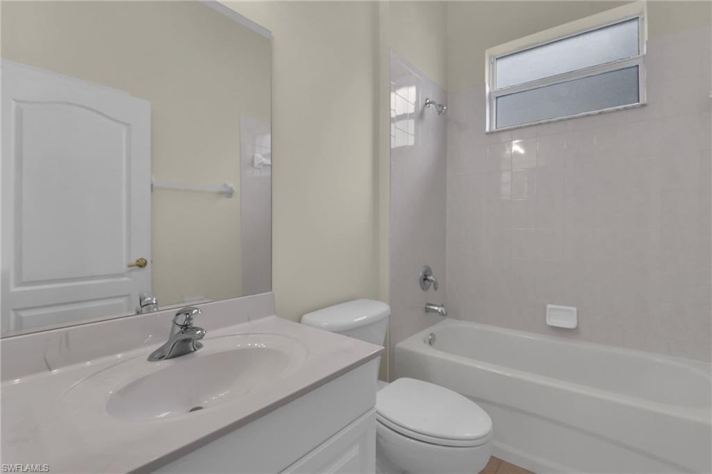 12464 Pebble Stone Ct Property Photo 34