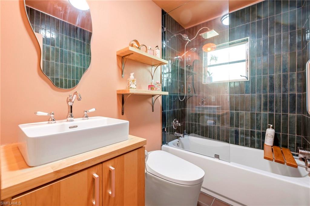 3225 E Riverside Dr 31c Property Photo 13