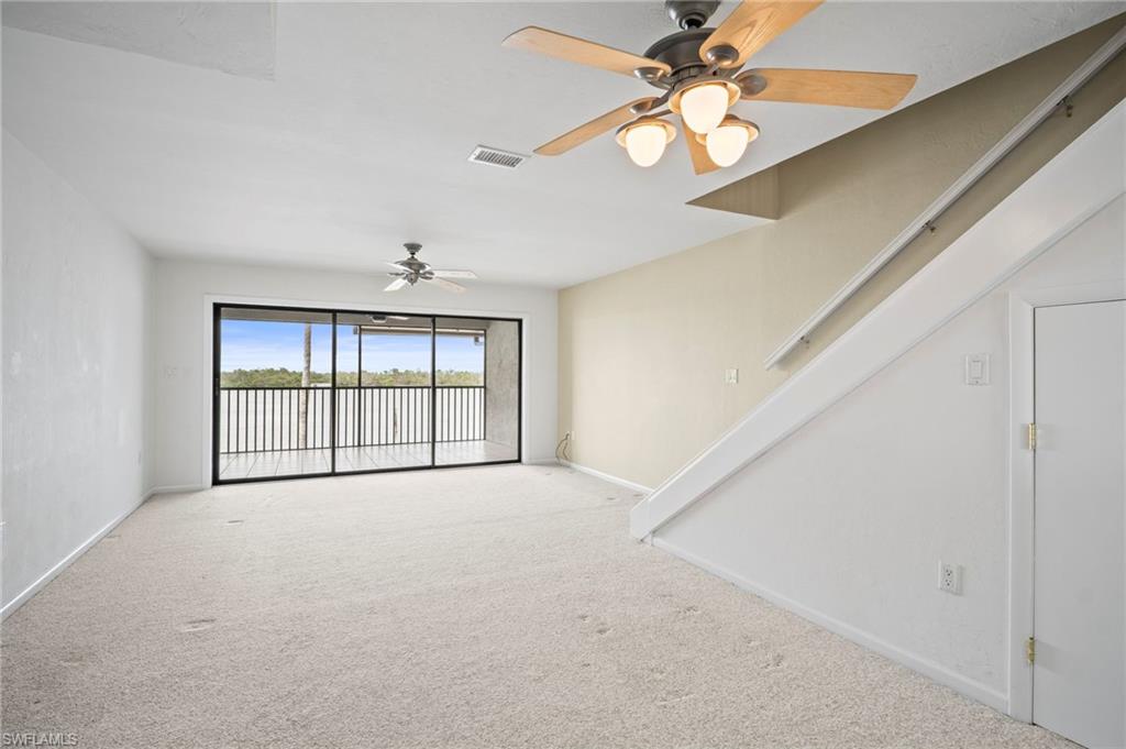 894 Buttonwood Dr 215 Property Photo 4