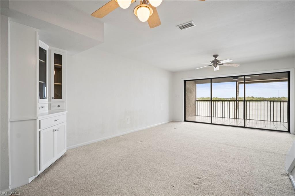 894 Buttonwood Dr 215 Property Photo 6