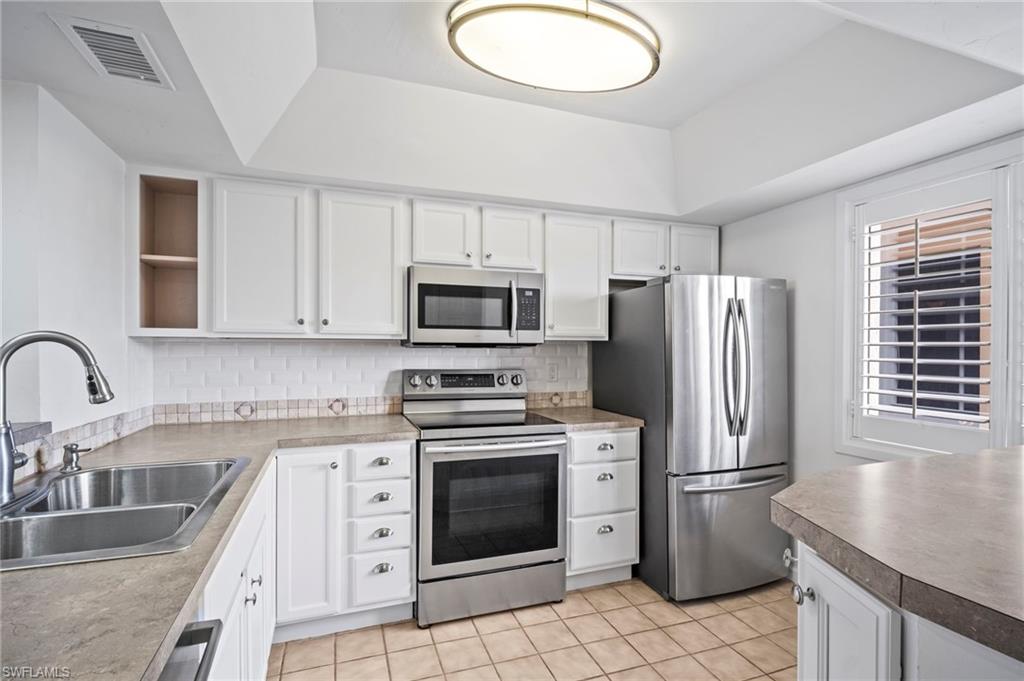 894 Buttonwood Dr 215 Property Photo 15