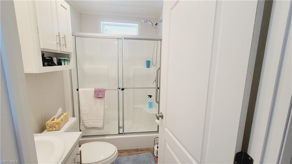 352 Shoreland Dr Property Photo 14