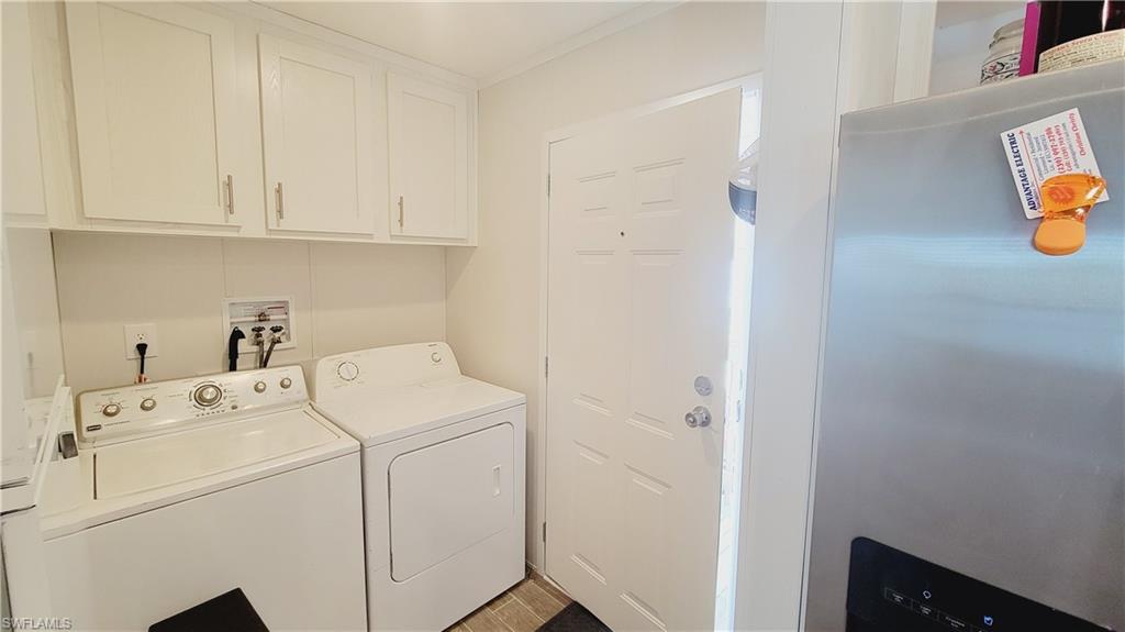 352 Shoreland Dr Property Photo 15