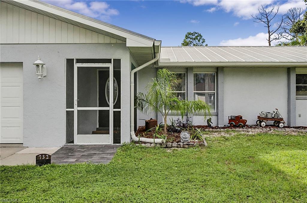 732 Haleybury St Property Photo 4