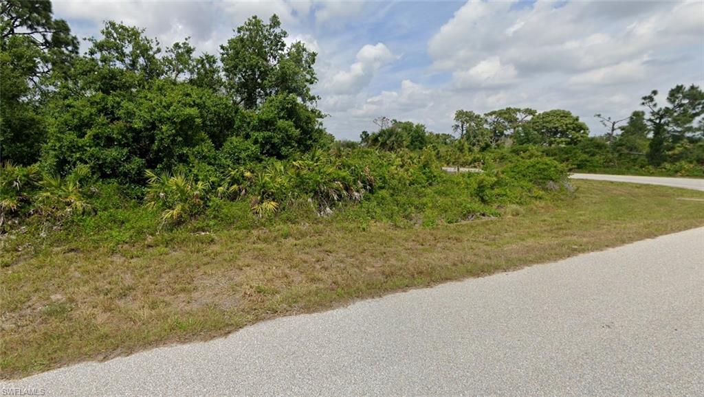 12324 Edwards Rd Property Photo 3