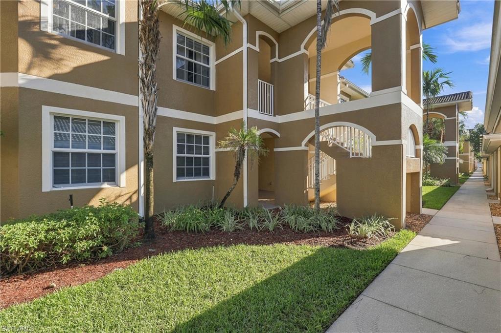 1064 Winding Pines Cir 105 Property Photo 4