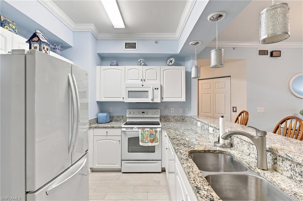 1064 Winding Pines Cir 105 Property Photo 10