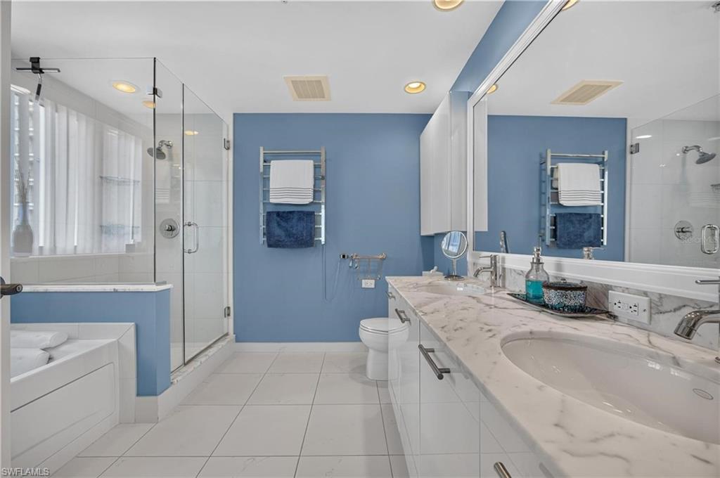 3000 Oasis Grand Blvd 1007 Property Photo 22