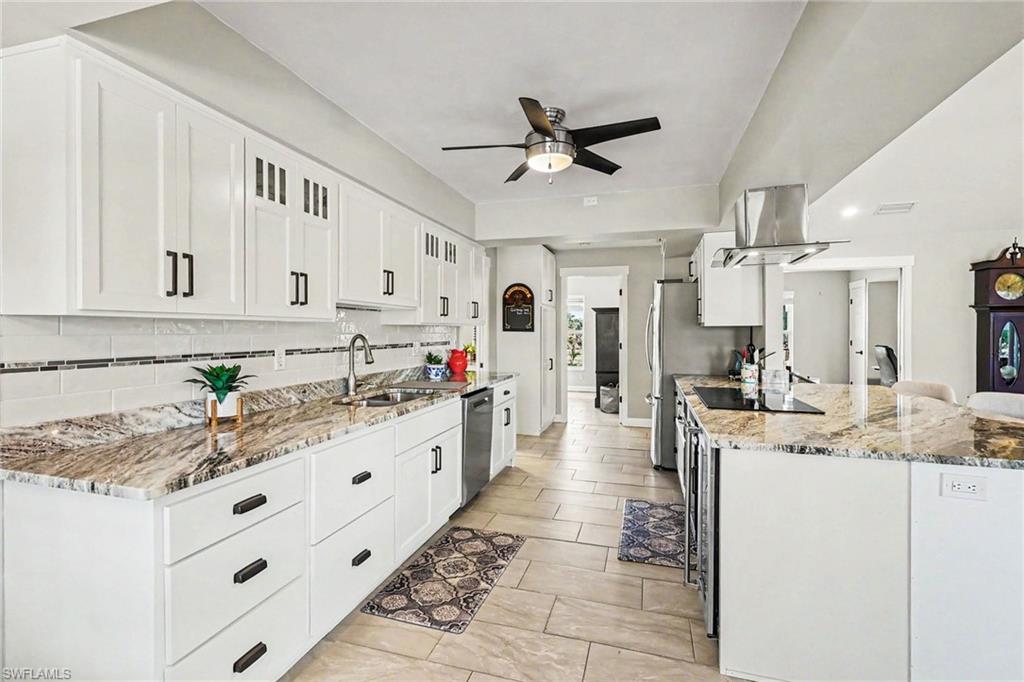330 Bamboo Dr Property Photo 5