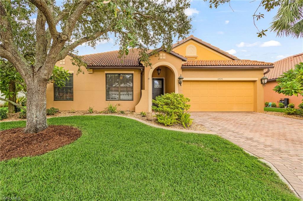 12424 Country Day Cir Property Photo 1