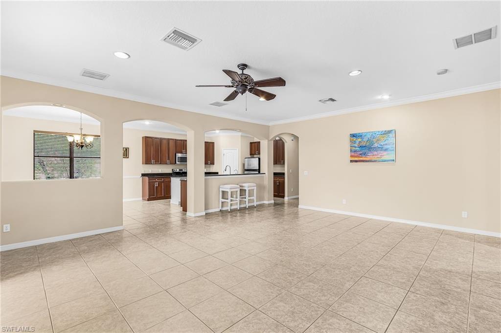 12424 Country Day Cir Property Photo 6