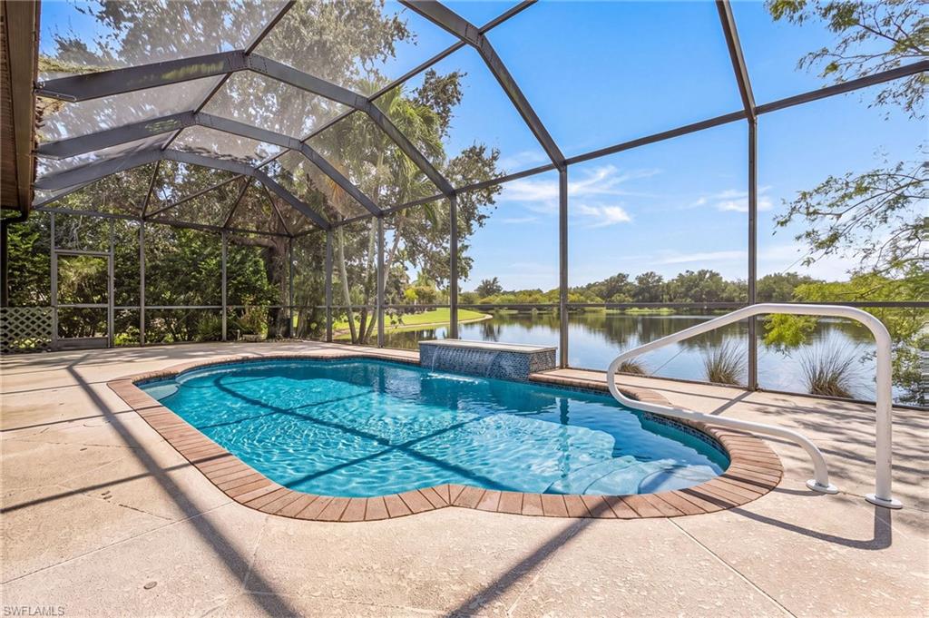 12424 Country Day Cir Property Photo 14
