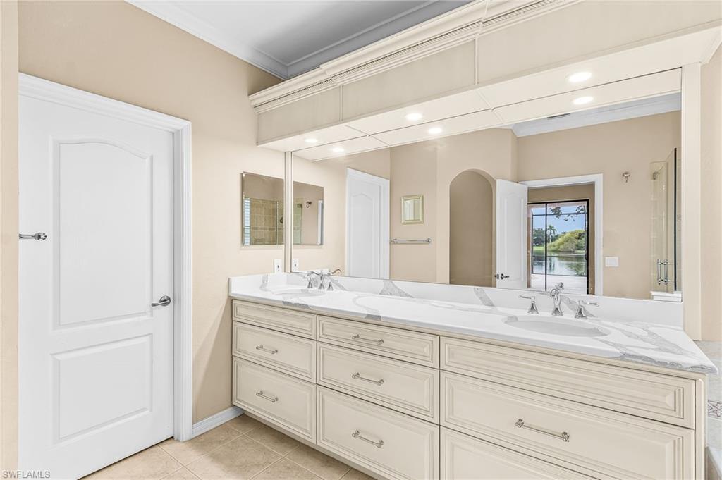 12424 Country Day Cir Property Photo 19