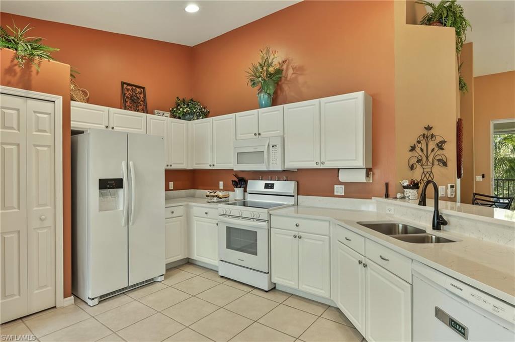 10109 Colonial Country Club Blvd 2405 Property Photo 6