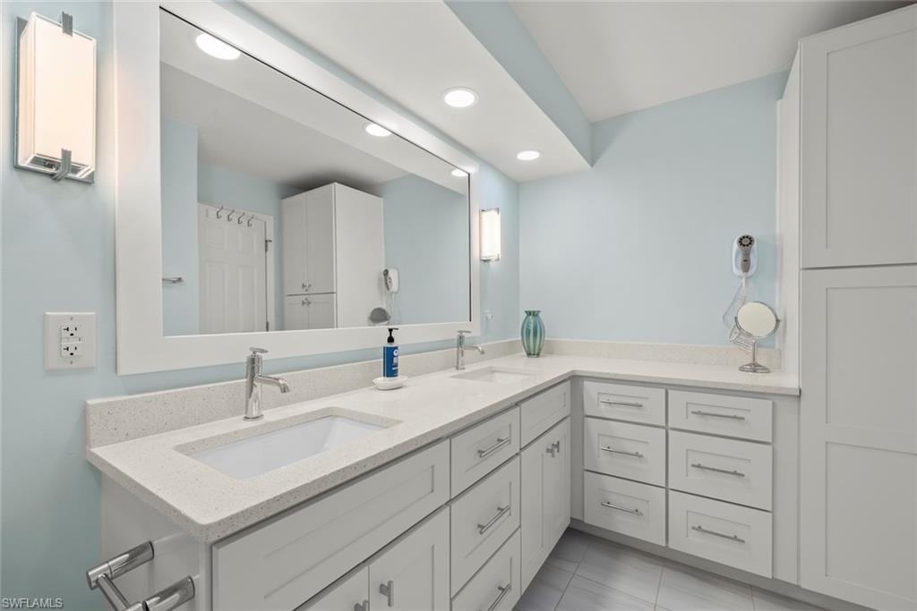 845 E Gulf Dr 1422 Property Photo 26