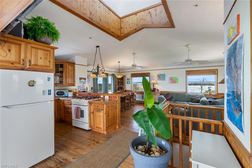 11240 Pejuan Shores Property Photo 35