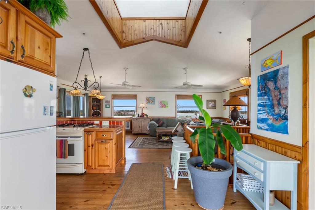 11240 Pejuan Shores Property Photo 37