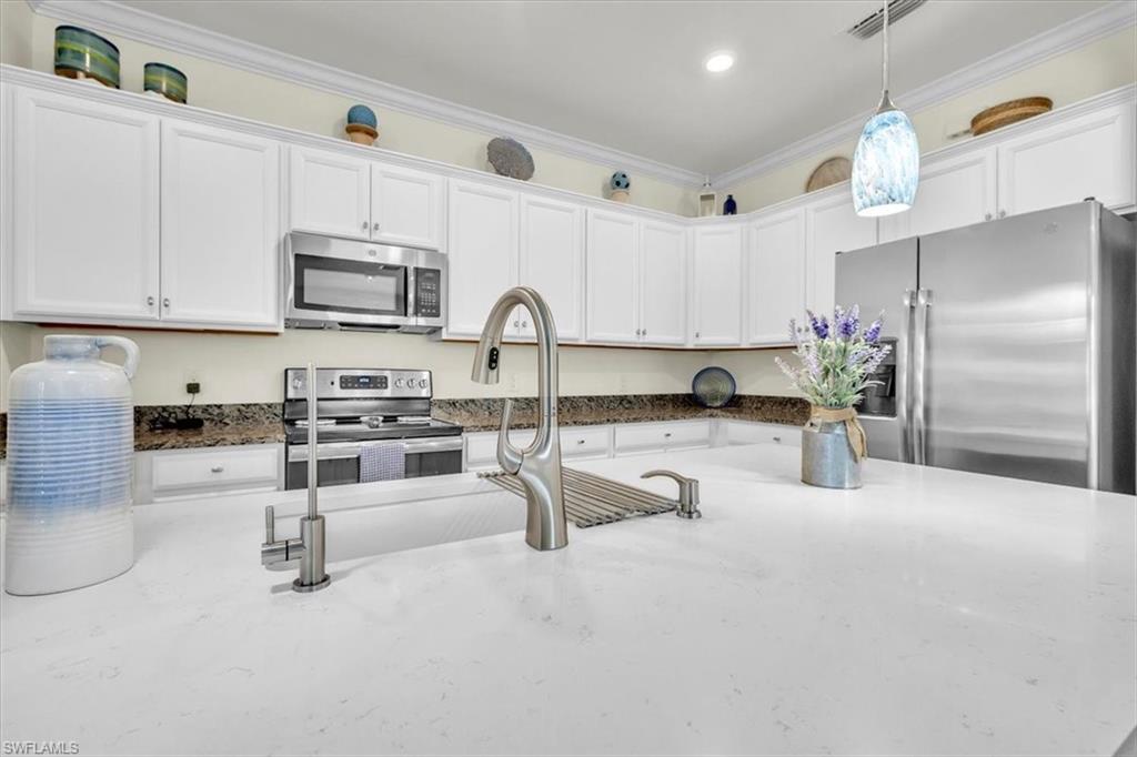 11914 Silver Cobblestone Way Property Photo 15