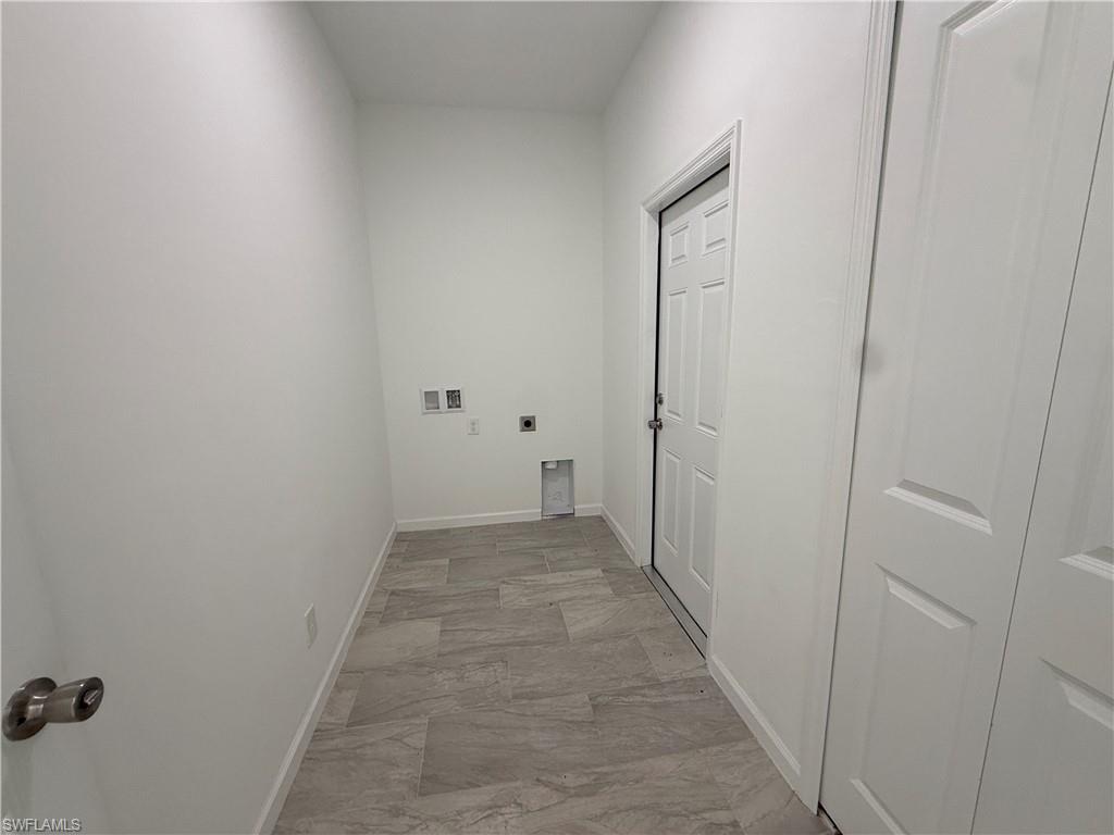 1247 Cavalier Cir Property Photo 17