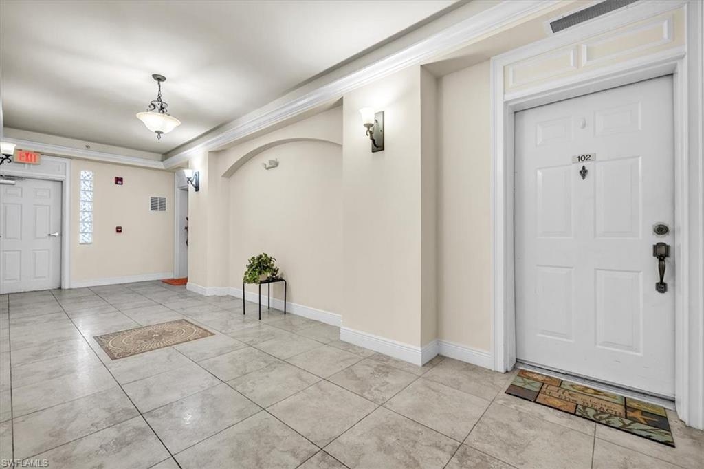 3948 Pomodoro Cir 102 Property Photo 5