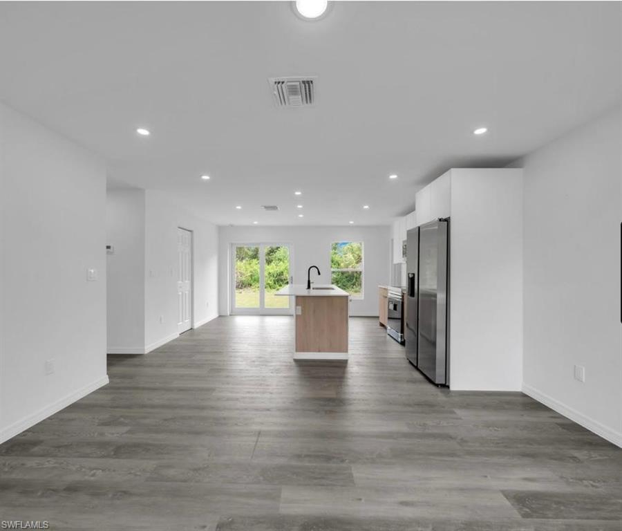 382 Mcarthur Blvd Property Photo 4