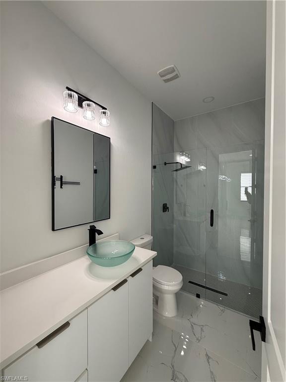 363 Butler Ave S Property Photo 12