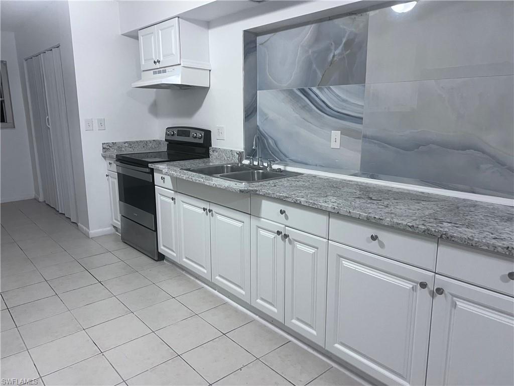 1421 Juddale St E Property Photo 8