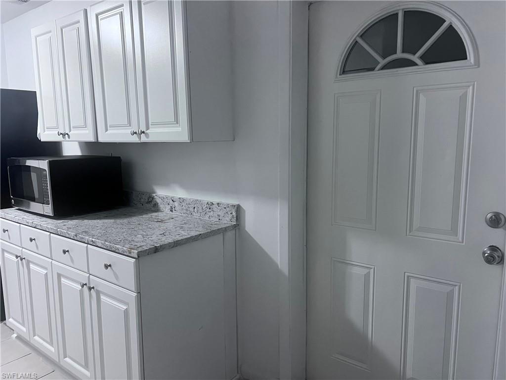 1421 Juddale St E Property Photo 11