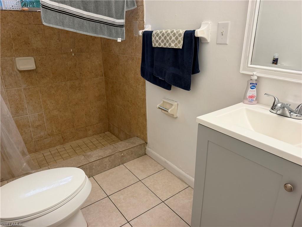 1421 Juddale St E Property Photo 12