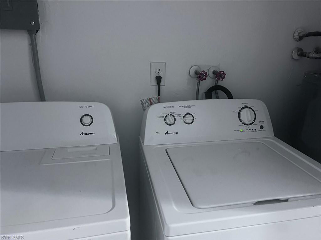 1421 Juddale St E Property Photo 15