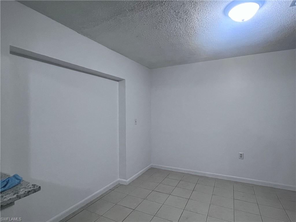 1421 Juddale St E Property Photo 17