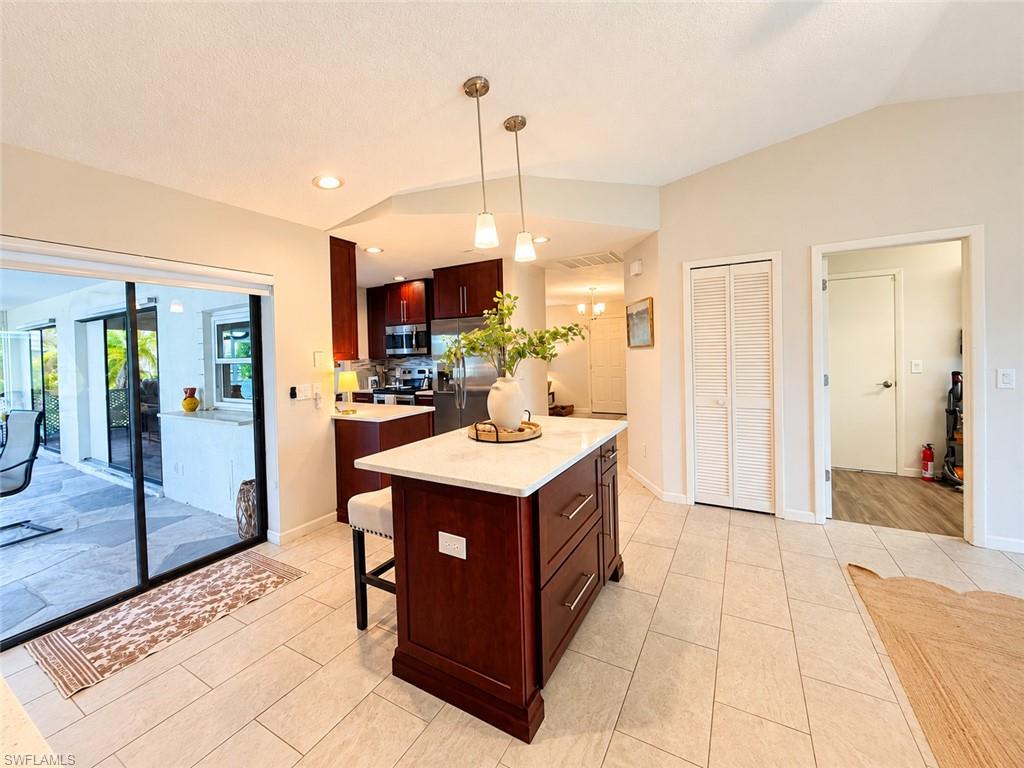 1535 Ultramarine Ln Property Photo 6