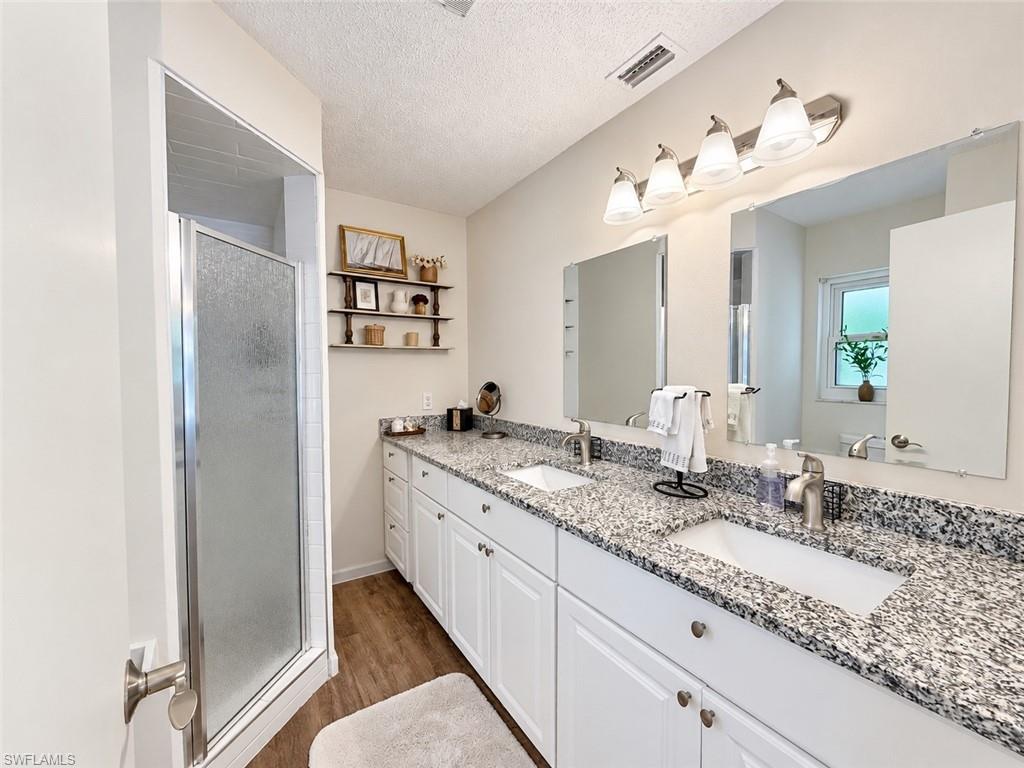 1535 Ultramarine Ln Property Photo 17