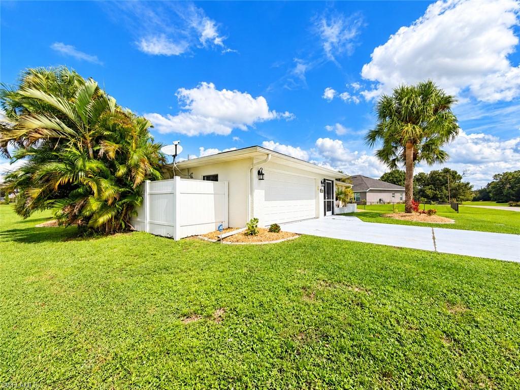 1535 Ultramarine Ln Property Photo 29