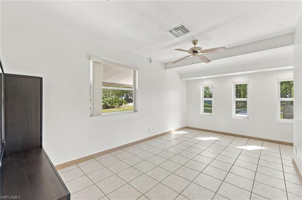 1319 Broadway Ave Property Photo 17