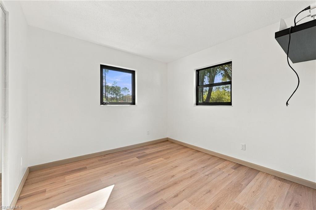 1319 Broadway Ave Property Photo 19