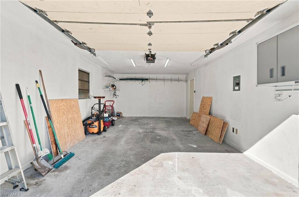 1319 Broadway Ave Property Photo 32
