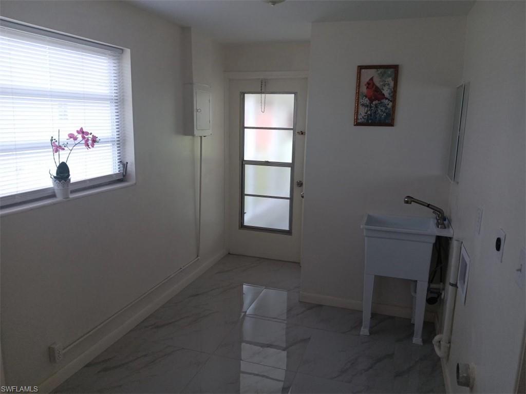2244 Parkview Dr Property Photo 21