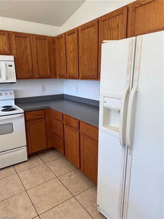 335 Reeves St Property Photo 11