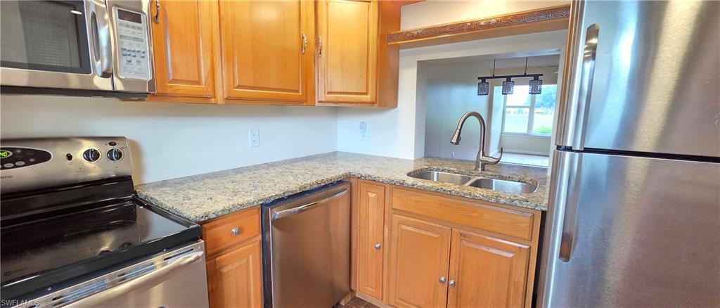 1624 Pine Valley Dr 108 Property Photo 4