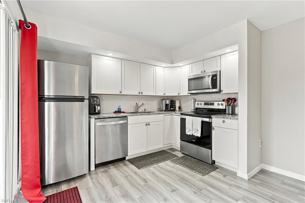 5205 Cedarbend Dr 2 Property Photo 14