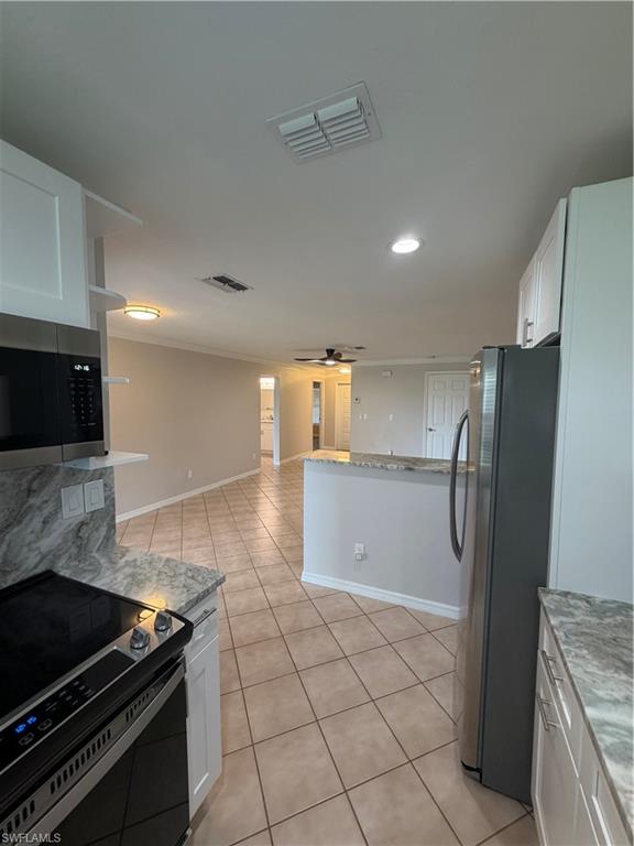 9305 Cobbler Ln Property Photo 6