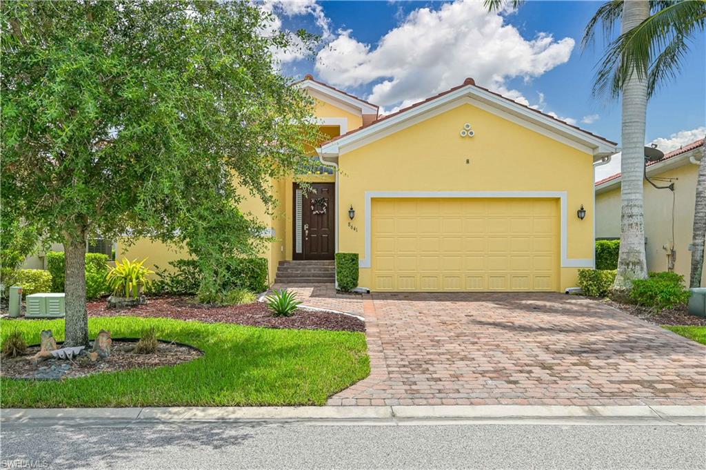 8641 Banyan Bay BLVD Property Photo 1